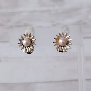 Vintage Clip On Earrings Starburst & Faux Pearl Gold Tone - Fair Condition
